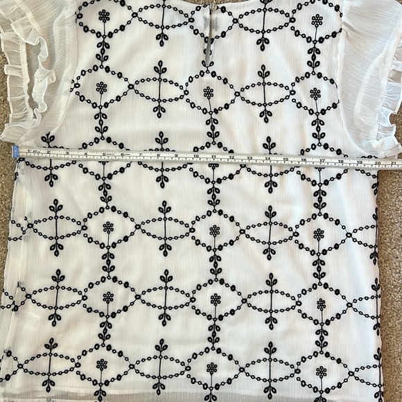 Cece sleeveless, embroidered shirt size L - Picture 4 of 6